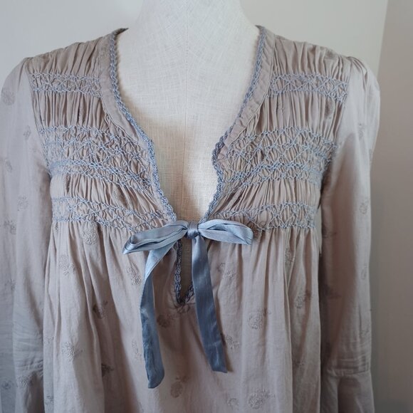 Odd Molly Top Gray Embroidered Boho Peasant Style Cotton Blouse Size Small - Picture 4 of 11